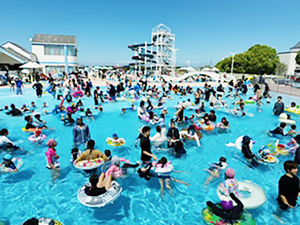 毎年多くの方で賑わいます