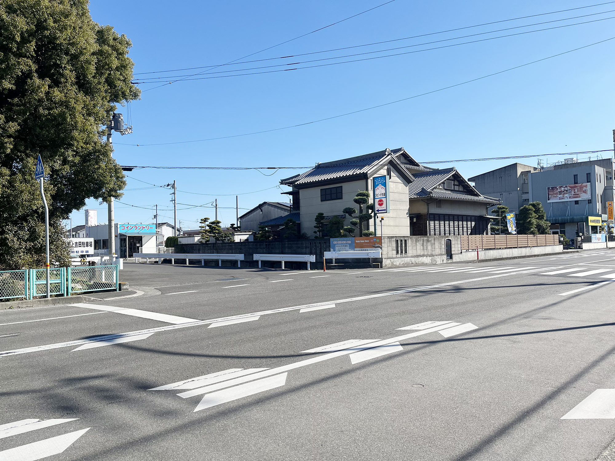 県道212号北から